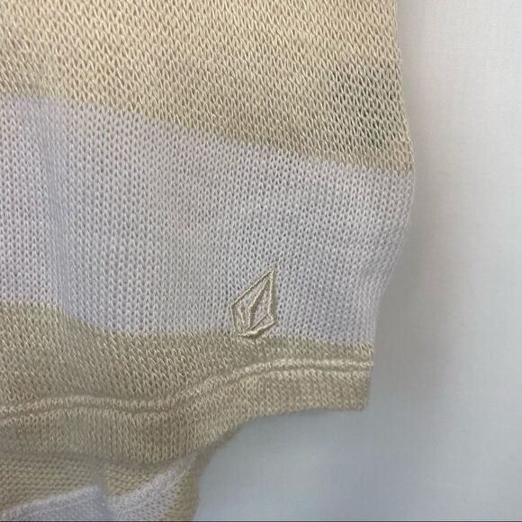 Volcom Yin Yang Striped Sleeveless Knit Top Womens Small Lightweight - Picture 4 of 4